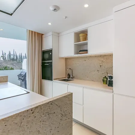 Modern Pedro, Higueron Reserve Fuengirola