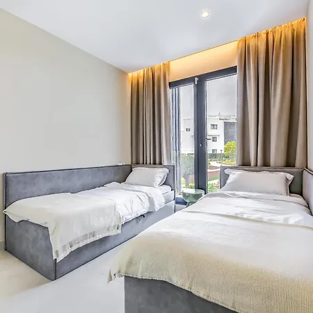 Apartment Modern Pedro, Higueron Reserve Fuengirola