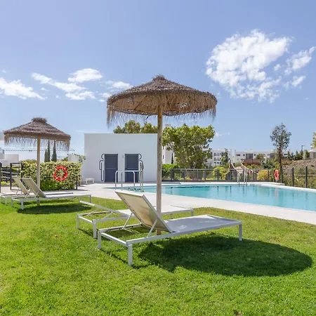 Modern Pedro, Higueron Reserve Apartment *