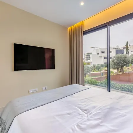 Modern Pedro, Higueron Reserve * Fuengirola